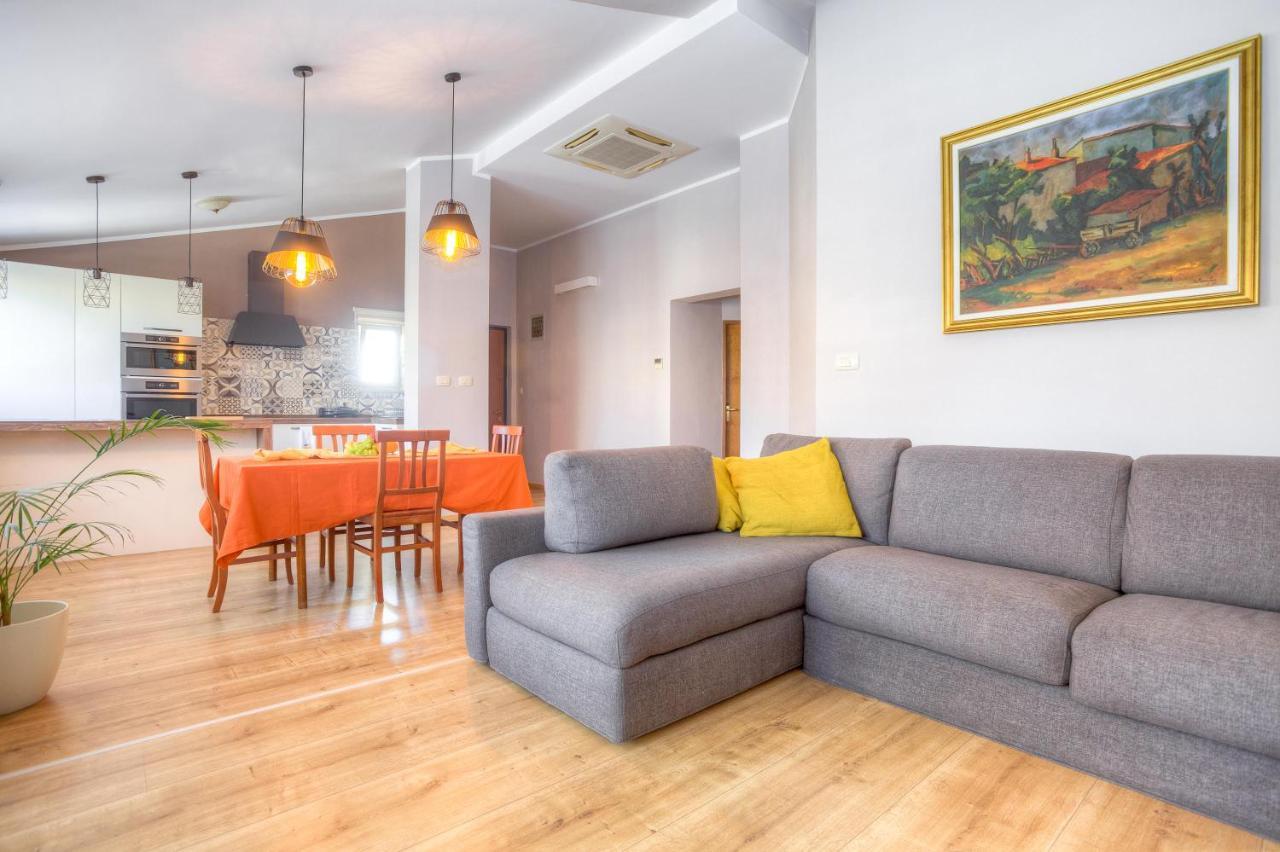Ferienwohnung Diconi Pula Exterior foto