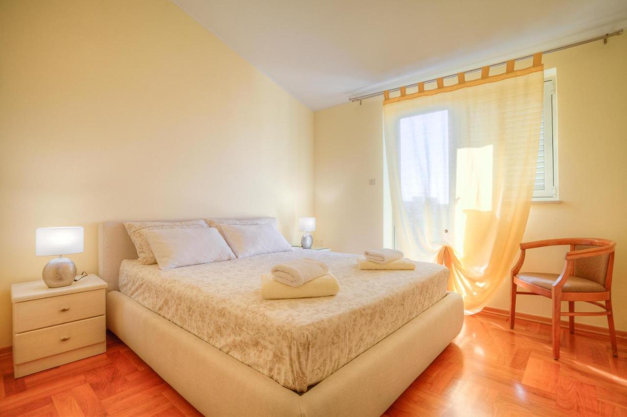 Ferienwohnung Diconi Pula Exterior foto