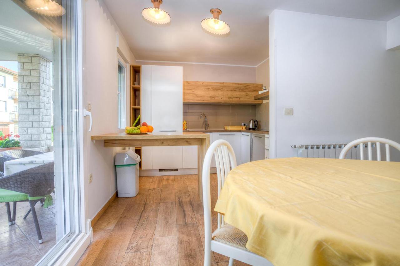 Ferienwohnung Diconi Pula Exterior foto